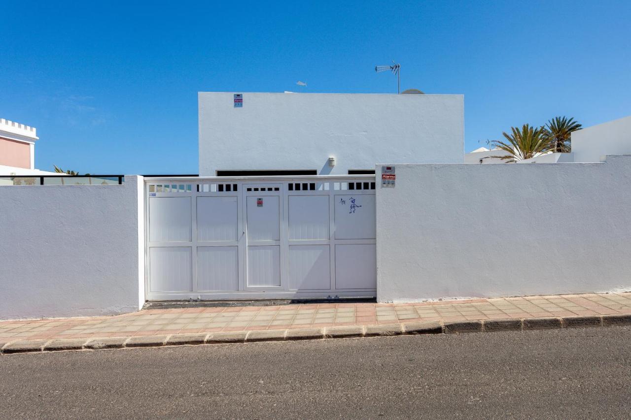 Villa Luxury Azul Private Pool And Bbq Corralejo By Holidays Home ภายนอก รูปภาพ